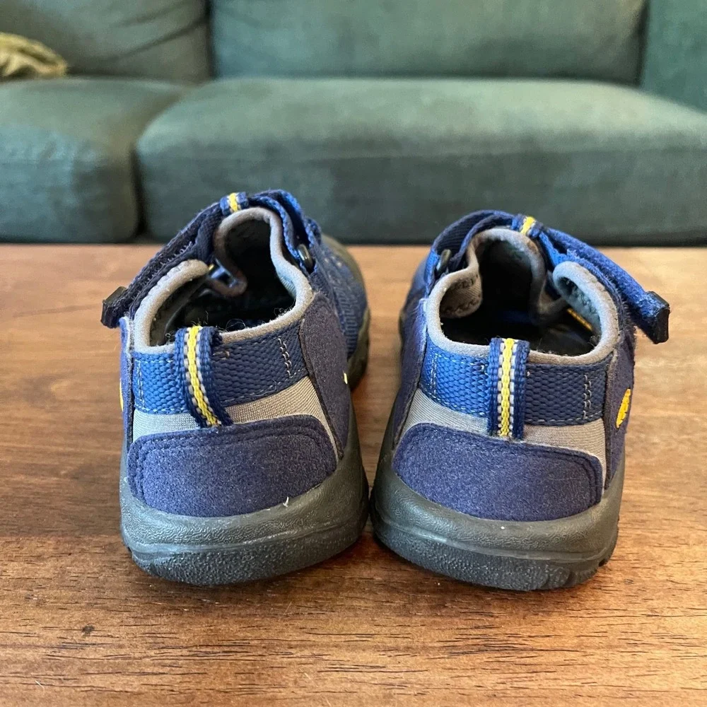 Keen Newport H2 Water Shoes Navy Blue Sandals Sport Youth 12/30 Hiking Beach‎